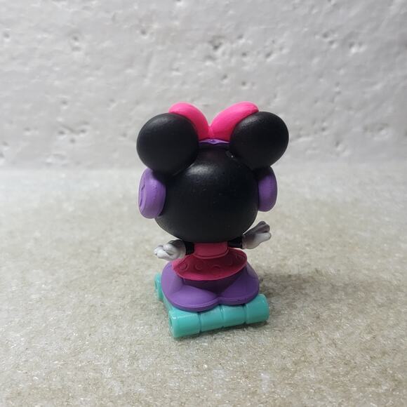 Disney Doorables Let’s Party Minnie Mouse Special 4 Special Edition Minnie Mouse - Picture 3 of 6